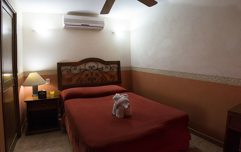 Maya Campeche Hotel エクステリア 写真